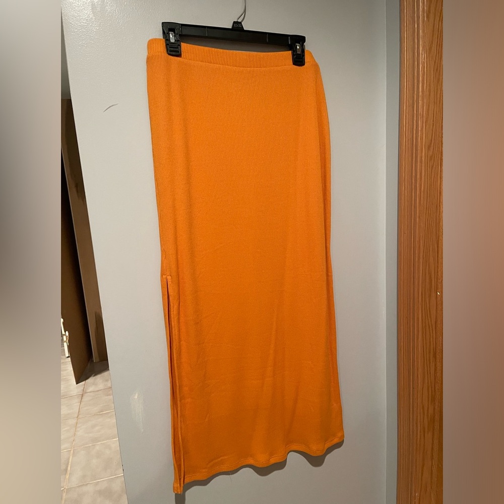 Orange cotton body con skirt 🧡